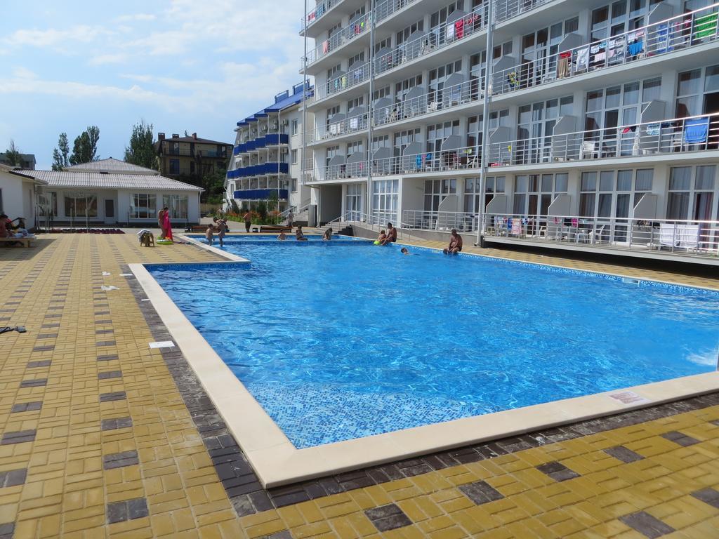 Berizka Park Hotel โคเบลโว ภายนอก รูปภาพ